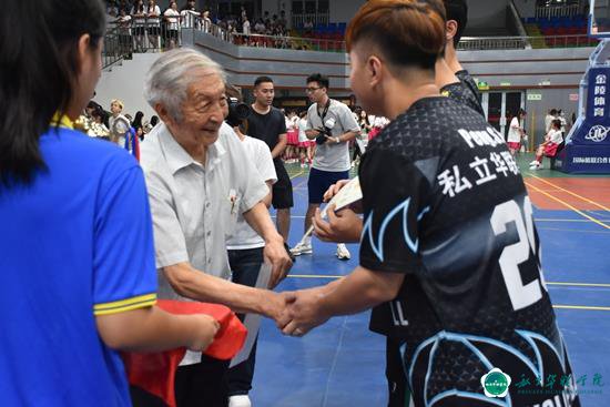 第11届体育文化节完满落幕 第11届体育文化节完满落幕