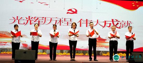 我校隆重举行2023届学子毕业典礼 我校隆重举行2023届学子毕业典礼