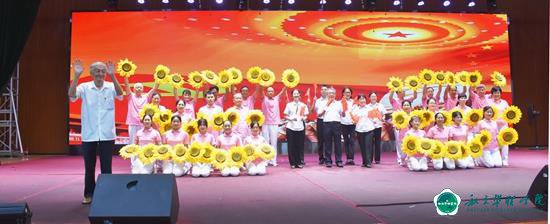 我校隆重举行2023届学子毕业典礼 我校隆重举行2023届学子毕业典礼