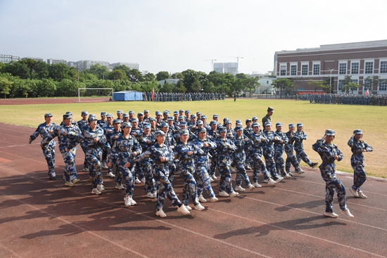 迷彩英姿彰显2024级新兵风采