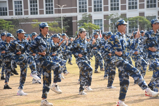 迷彩英姿彰显2024级新兵风采