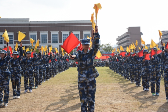 迷彩英姿彰显2024级新兵风采