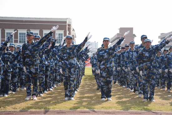 迷彩英姿彰显2024级新兵风采