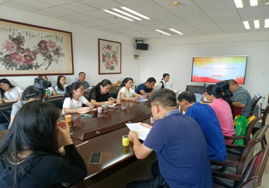 我校召开“大力弘扬教育家精神 加快建设教育强国” 专题研讨会 我校召开“大力弘扬教育家精神 加快建设教育强国” 专题研讨会