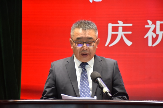 庆祝私立华联学院成立34周年表彰大会隆重举行