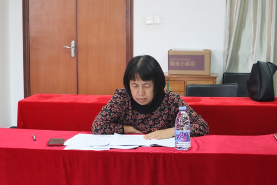 我校召开2025年拟新增专业论证会 我校召开2025年拟新增专业论证会