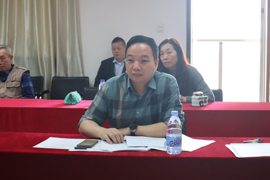 我校召开2025年拟新增专业论证会 我校召开2025年拟新增专业论证会