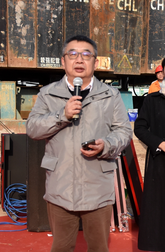 双喜临门——实验大楼与宿舍电梯安装齐开工！