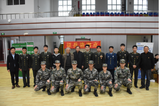 私立华联学院2025年春季校园供需见面会成功举办 ，助力粤港澳大湾区人才高地建设