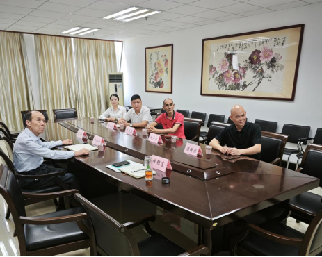 我校与广东云豪合创智能科技有限公司举行无人机低空经济合作洽谈会 我校与广东云豪合创智能科技有限公司举行无人机低空经济合作洽谈会