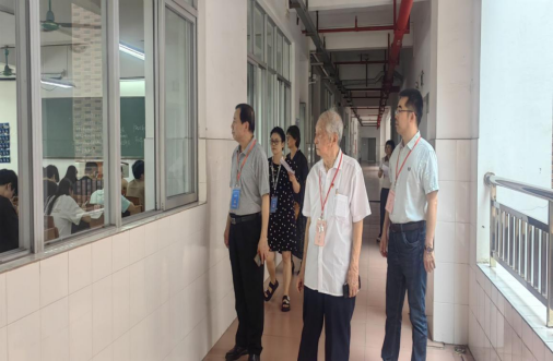 校领导巡考严把关，考风学风焕新颜—— 2024—2025学年第二学期期末考试有序开展