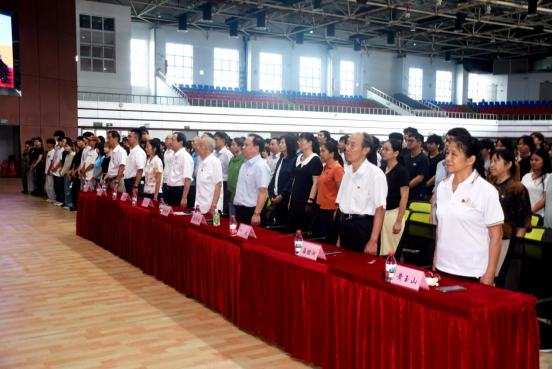 我校组织师生观看抗战胜利80周年阅兵仪式